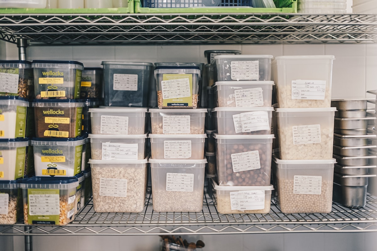 Labeled and organized fridge storage system